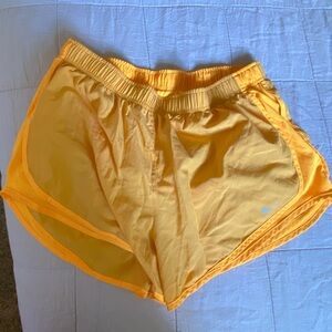 women’s nike tempo shorts bright orange XL